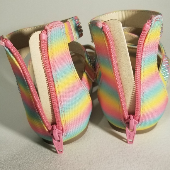 🌸 Art Class Size 3 Girls Rainbow Sandals - Picture 3 of 7